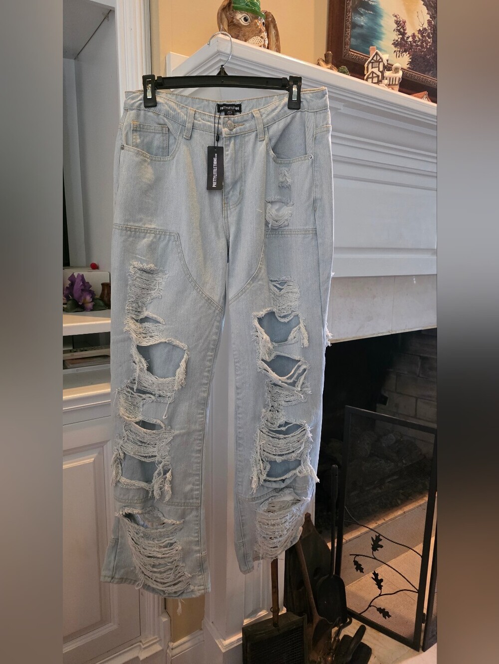 PrettyLittleThing Light Blue Distressed Boyfriend Jeans